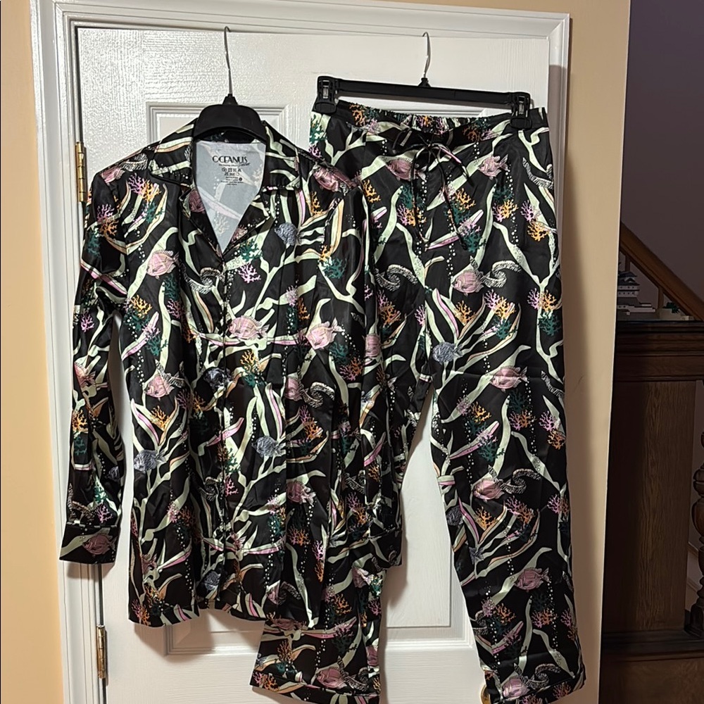 Oceanus Black Ocean Motif Pajama/Lounger Set